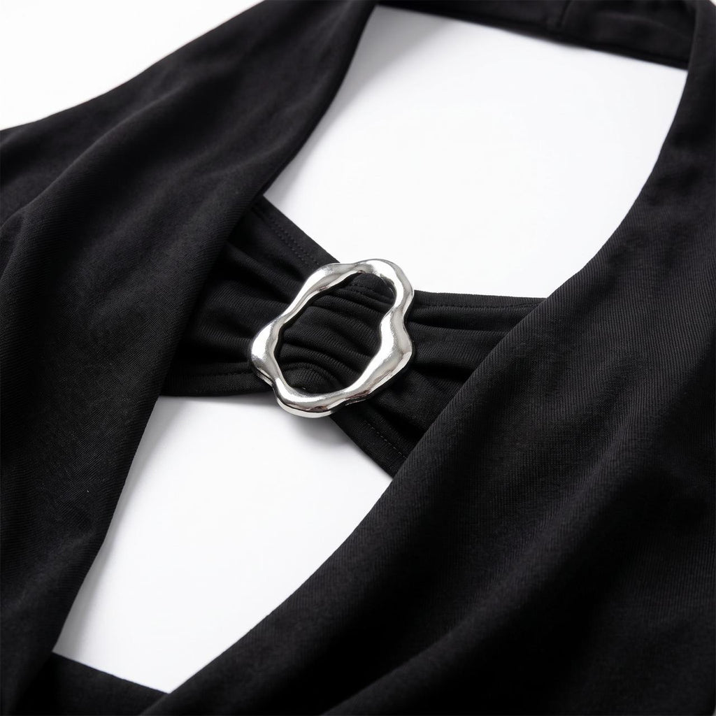 Robe courte dos nu à col drapé
